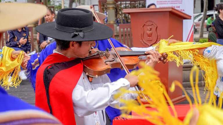Gobierno Municipal lanza oficialmente la Pascua Florida en Tarija